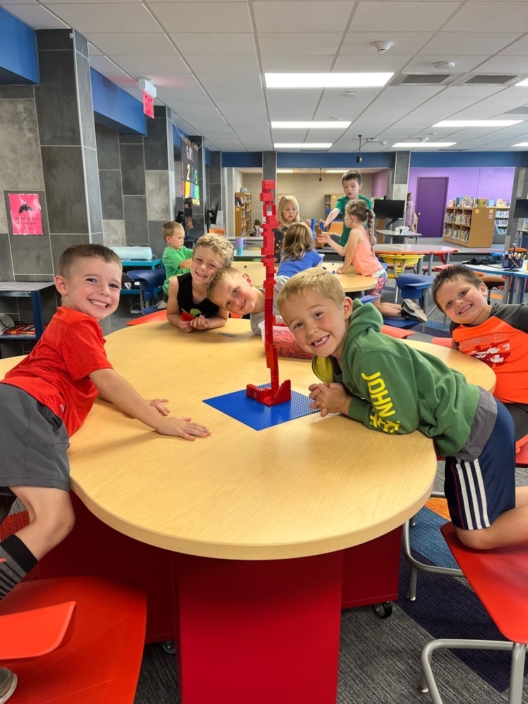 Red table was our tower winner! 